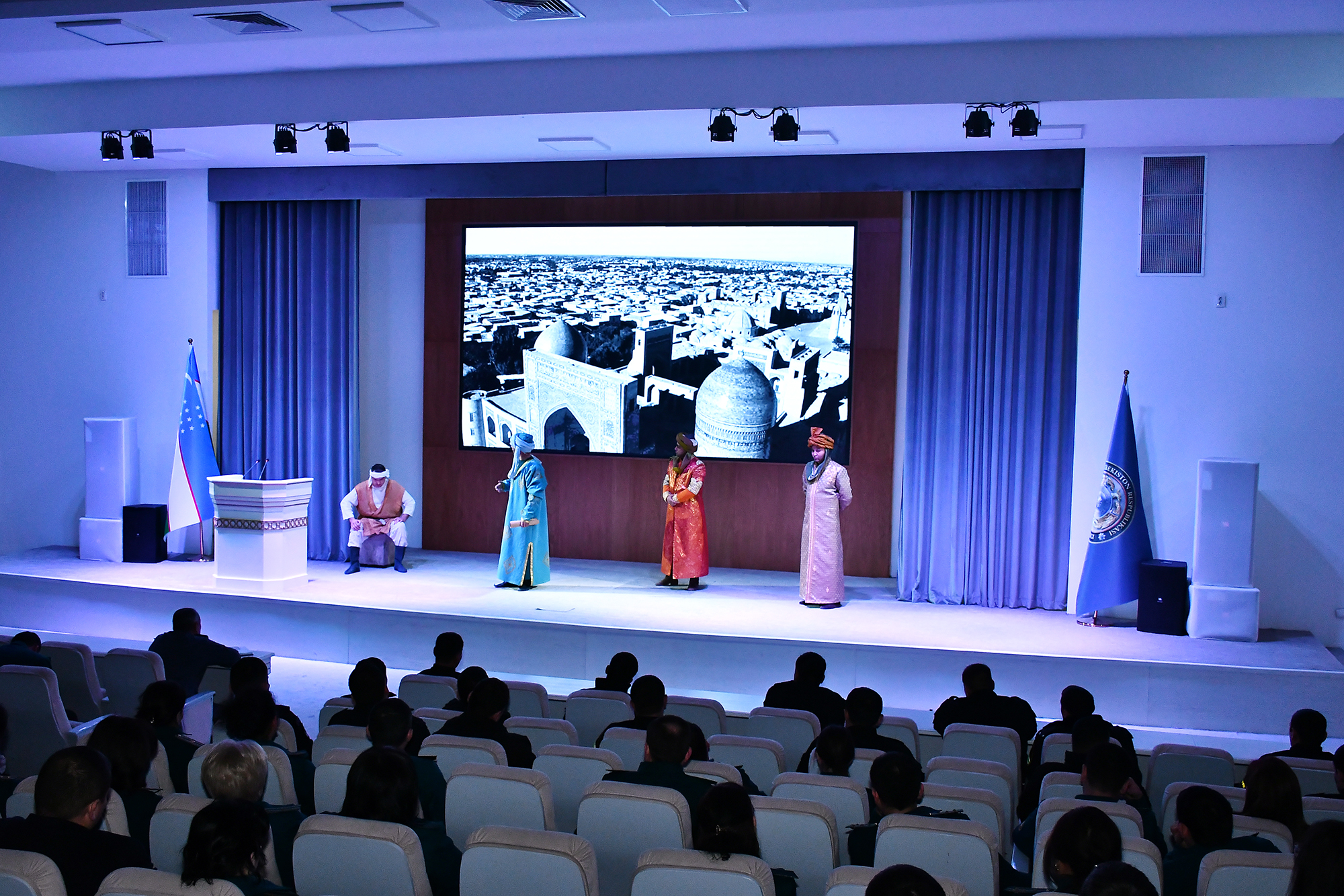 В ГУВД Ташкента прошло культурное мероприятие, посвященное дню рождения Алишера Навои