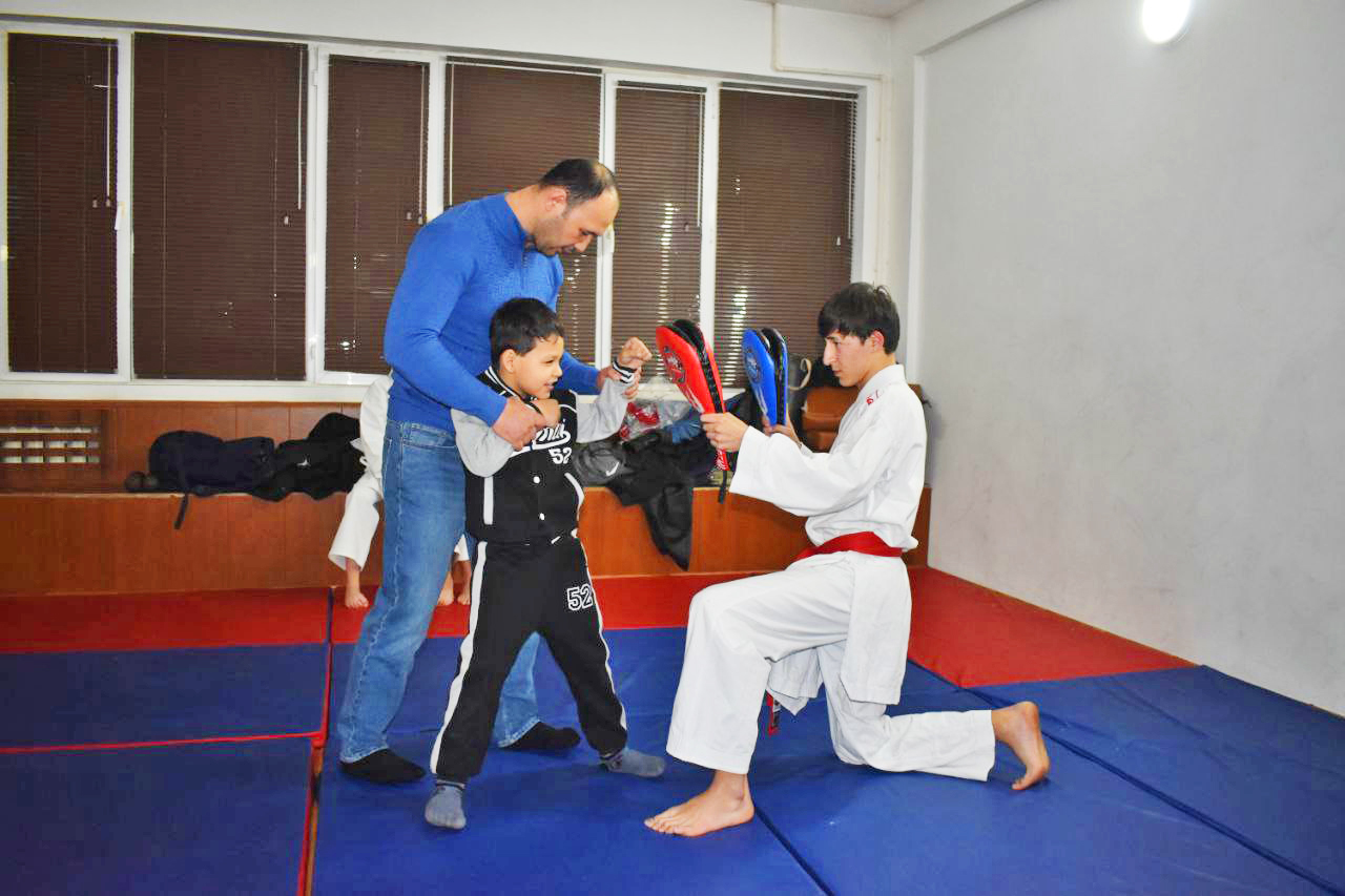 Toshkent shahar IIBB Voyaga yetmaganlarga ijtimoiy-huquqiy yordam ko‘rsatish markazida kun...