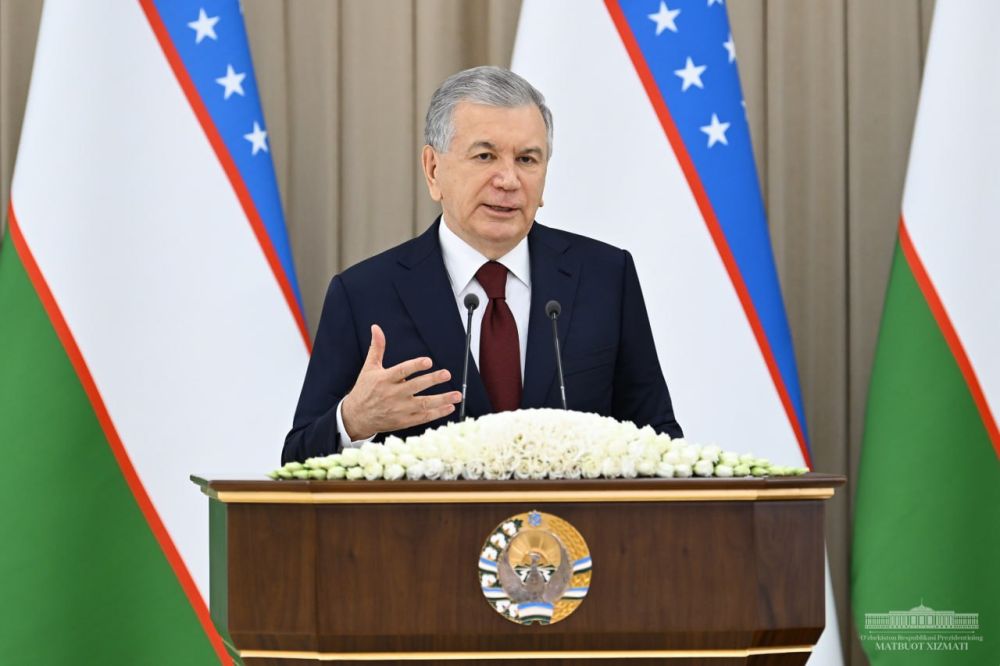 Prezident Shavkat Mirziyoyev Oʻqituvchi va murabbiylar kuni munosabati bilan davlat mukofo...