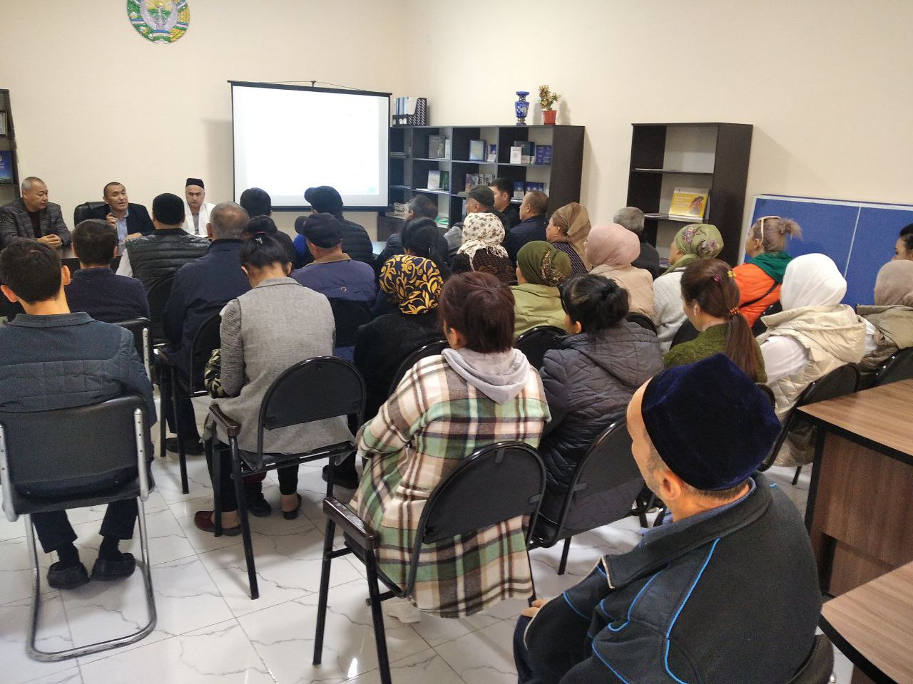 Сотрудники ГУВД Ташкента провели встречи на тему "Просвещение против невежества"