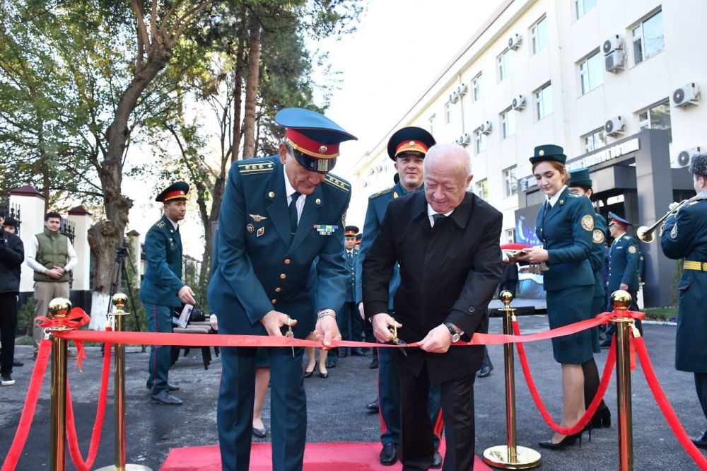 Символ самоотверженного труда, посвященного здоровью человека - для медицинского отдела ГУ...